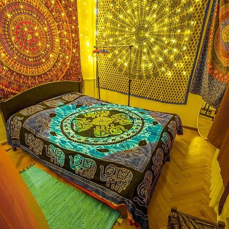 Zgarbi Hostel Tbilisi ภายนอก รูปภาพ