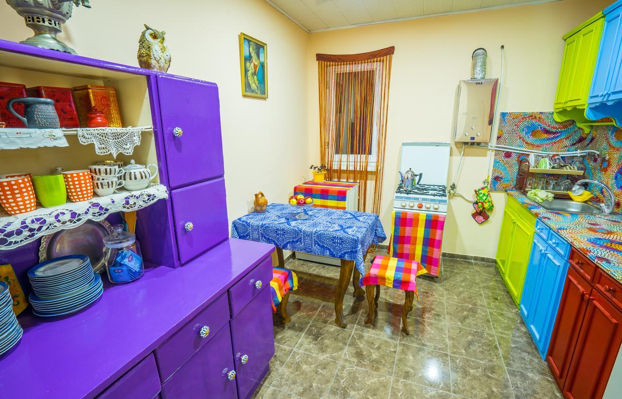 Zgarbi Hostel Tbilisi ภายนอก รูปภาพ