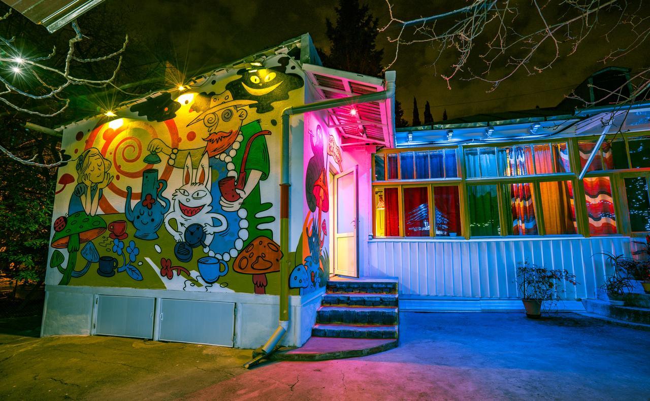 Zgarbi Hostel Tbilisi ภายนอก รูปภาพ