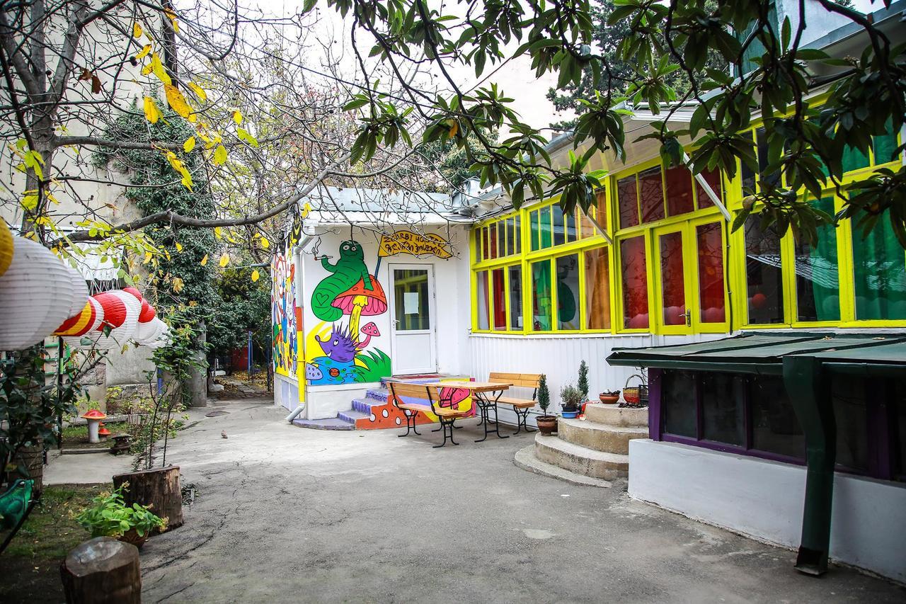 Zgarbi Hostel Tbilisi ภายนอก รูปภาพ