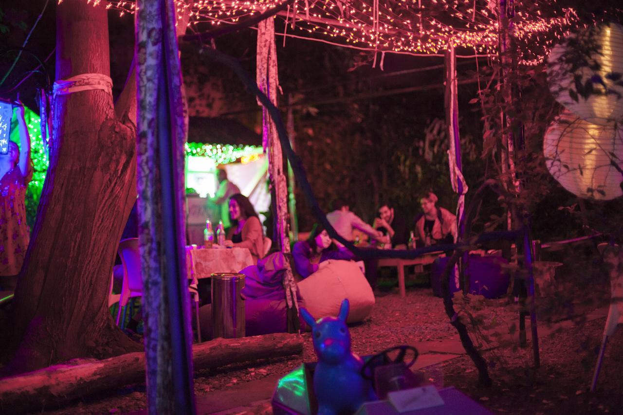 Zgarbi Hostel Tbilisi ภายนอก รูปภาพ